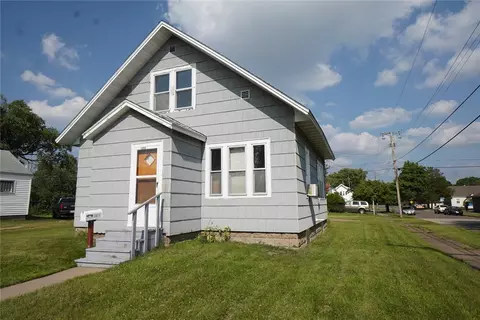 1203 Barron St, Eau Claire, WI 54703