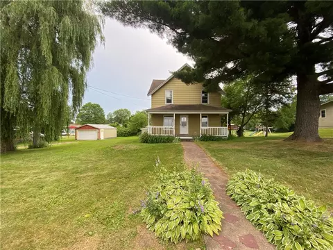 406 S East St, New Auburn, WI 54757