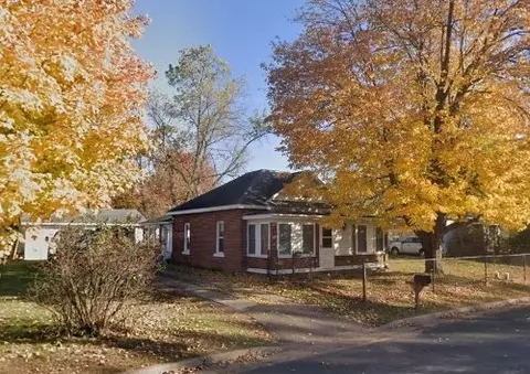 413 E 10th St S, Ladysmith, WI 54848