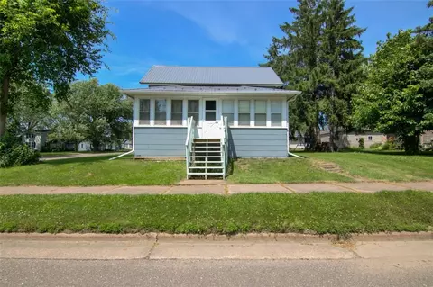 204 W Stanley St, Thorp, WI 54771