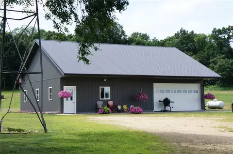 e6891 90th Avenue, Mondovi, WI 54755