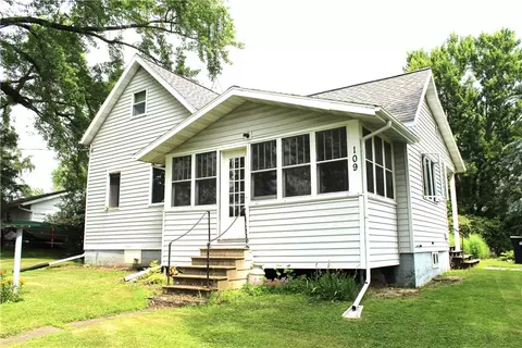 109 E 15th St, Neillsville, WI 54456