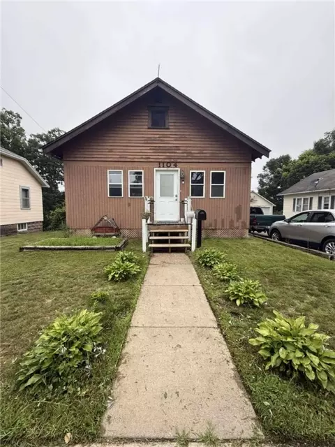 1104 Emery St, Eau Claire, WI 54701