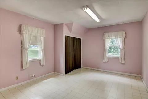 Bedroom - s12819 County Road I, Eleva, WI 54738 photo 4 of 7