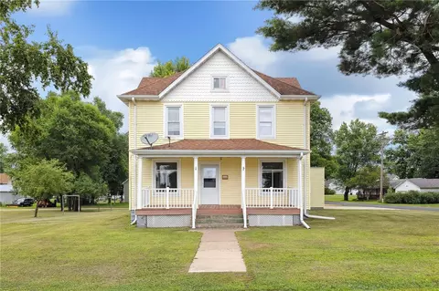 451 2nd St, Taylor, WI 54659