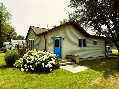 Exterior - w5587 Davlin Street, Sheldon, WI 54766 photo 2 of 9