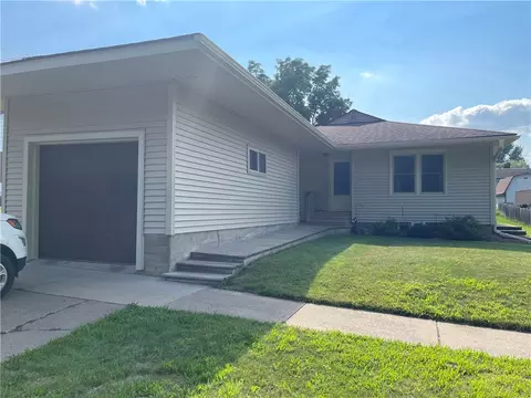 119 N Jackson St, Boyd, WI 54726