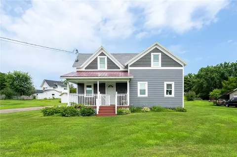 342 W Riverside Ave, Mondovi, WI 54755