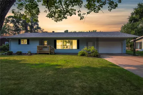 1433 W Willow St, Chippewa Falls, WI 54729
