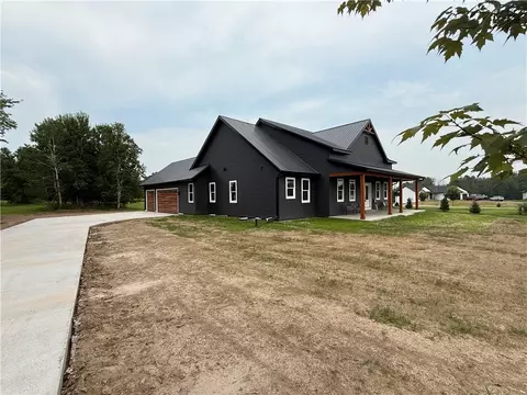17594 142nd Ave, Jim Falls, WI 54748