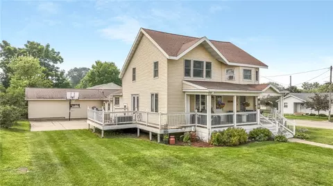 102 S Peterson Ave, Blair, WI 54616