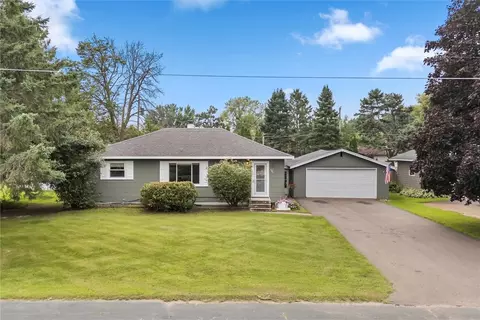 412 8th Ave, Osceola, WI 54020