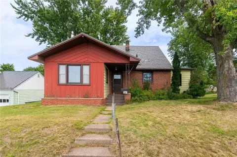 1914 Ivy St, Bloomer, WI 54724