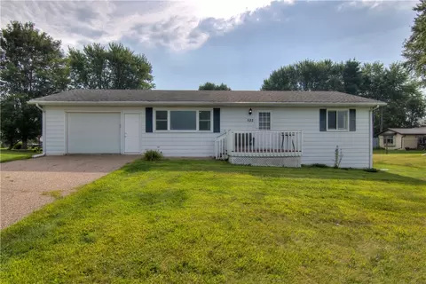 522 N Harrison St, Mondovi, WI 54755