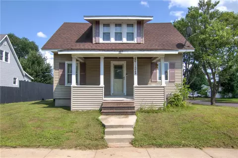 2105 8th St, Eau Claire, WI 54703