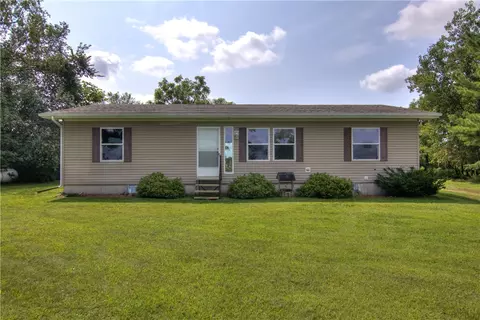 8794 E 530th Ave, Elk Mound, WI 54739