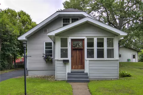 621 Maple St, Chippewa Falls, WI 54729