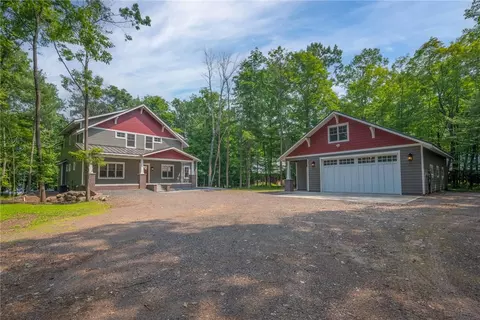 1511 S Lake Dr, Shell Lake, WI 54871