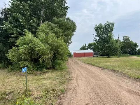 w8330 Hixwood Road, Thorp, WI 54771