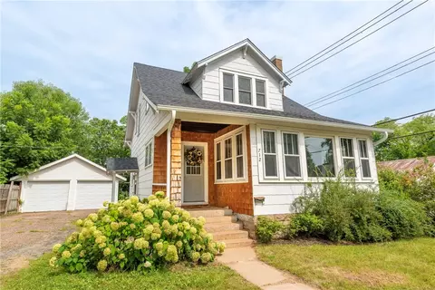 712 Seaver St, Eau Claire, WI 54701