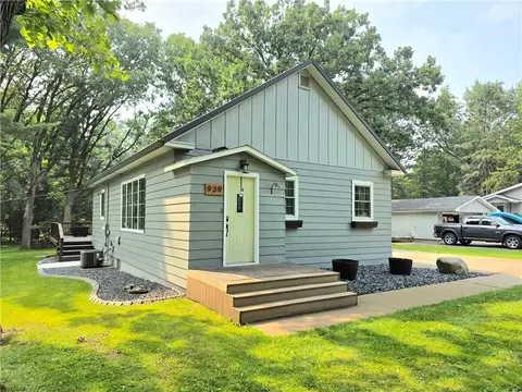 939 Emery St, Stanley, WI 54768