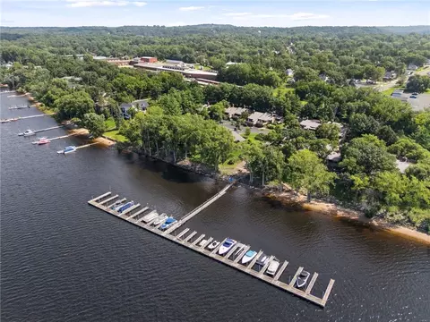 215 Eastbank Ct N, Hudson, WI 54016