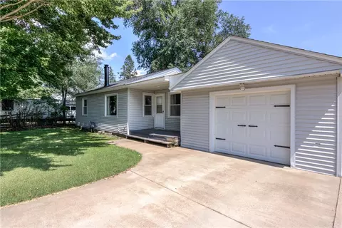 1661 112th St, Chippewa Falls, WI 54729