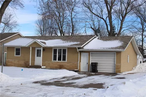 2517 Blakeley Ave, Eau Claire, WI 54701