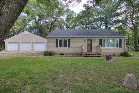 5159 N Shore Dr, Eau Claire, WI 54703