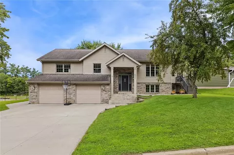 621 N 10th St, Black River Falls, WI 54615