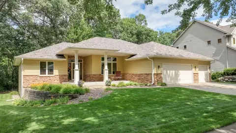 3122 Anric Dr, Eau Claire, WI 54701