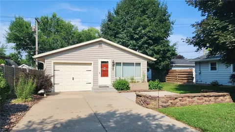 612 Loring St, Altoona, WI 54720