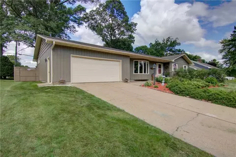 1044 W Cedar St, Chippewa Falls, WI 54729