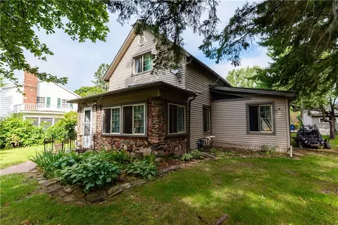 Exterior - 205 6th Ave, Shell Lake, WI 54871 photo 3 of 9