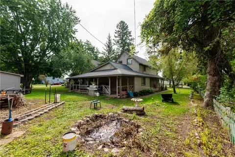 Exterior - 205 6th Ave, Shell Lake, WI 54871 photo 4 of 9
