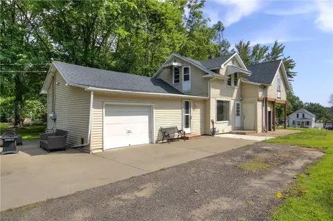 2627 2nd St #1-2, Eau Claire, WI 54703