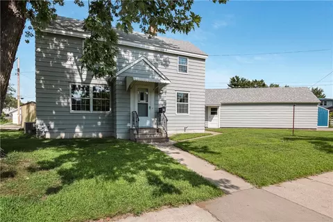 723 Huebsch Blvd, Eau Claire, WI 54701