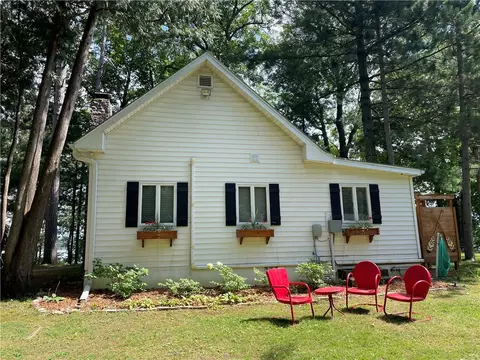 n320 Eau Claire Avenue, New Auburn, WI 54757