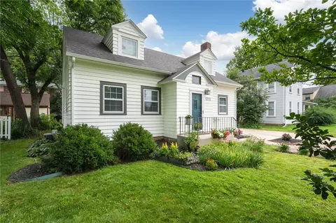 1711 State St, Eau Claire, WI 54701