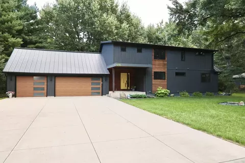 3735 Halsey St, Eau Claire, WI 54701
