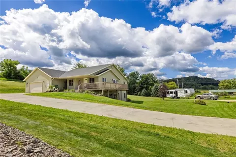 w3875 Harvey Lane, Mindoro, WI 54644