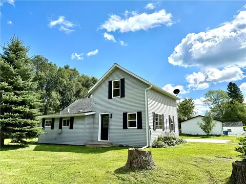 104 E Schneider St, Rice Lake, WI 54868