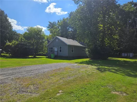 Exterior - 324 N 3rd St, Cornell, WI 54732 photo 7 of 8