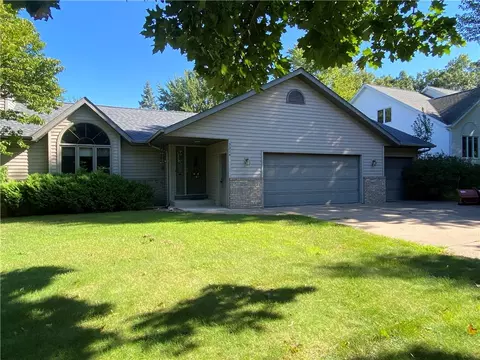 3314 Leslie Ln, Eau Claire, WI 54703