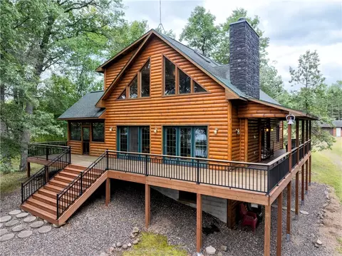 9564 W Victoria Ln, Spooner, WI 54801