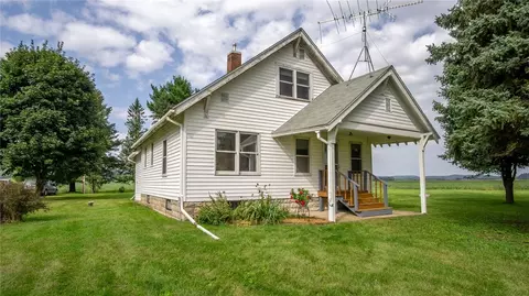 e6753 County Road E, Menomonie, WI 54751