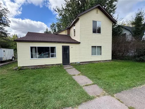 210 6th Ave, Shell Lake, WI 54871