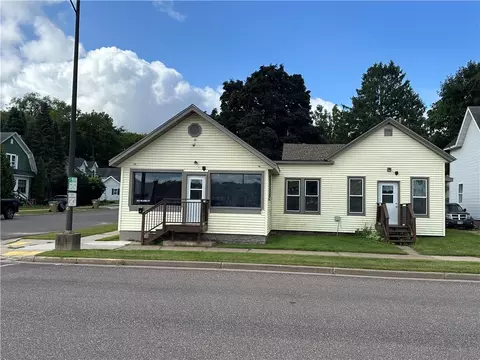 204 W Grand Ave #1 & 2, Chippewa Falls, WI 54729