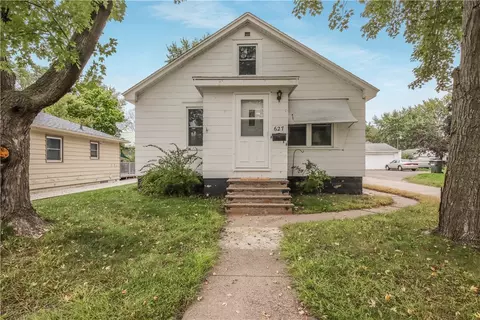 627 Davis Ave, Eau Claire, WI 54703