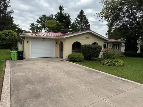 908 Eastwood St, Withee, WI 54498